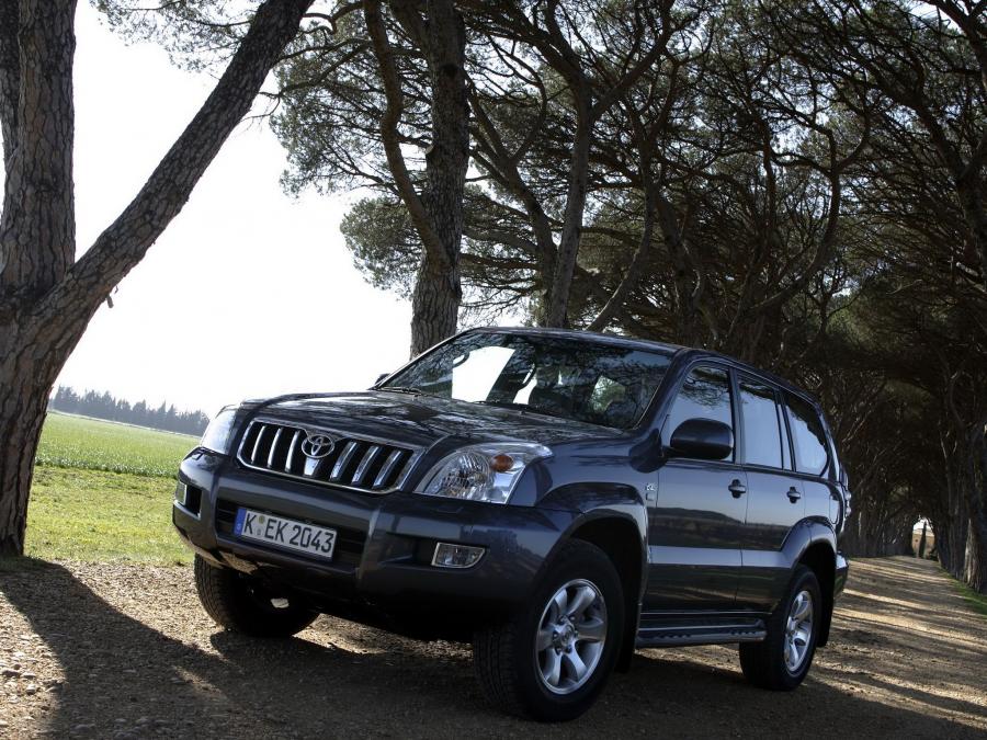  Toyota Land Cruiser Prado 120 5-Door 2007 года  (фото 17 из 22)
